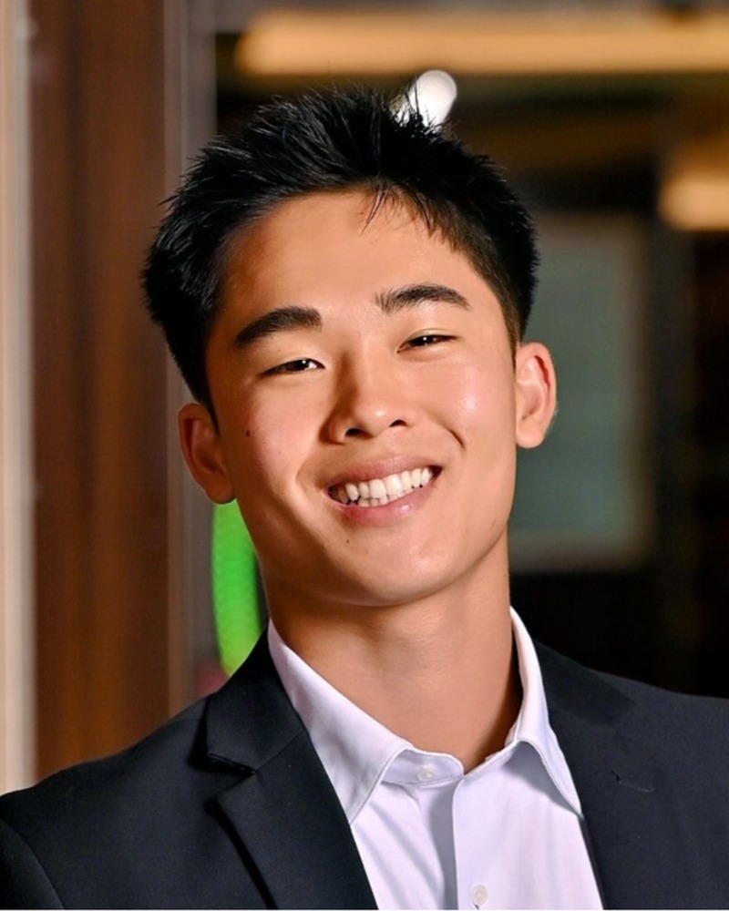 Headshot — Dylan Loh